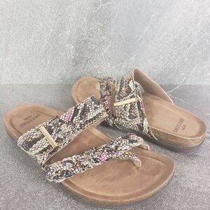 Earth Origins Shoes Women's 10 M  Onida  Sandals Braided Animal Print Toe Post